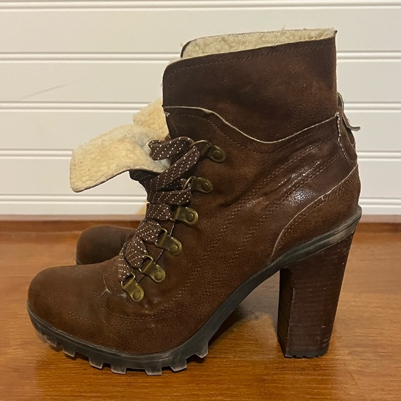 Nine West Vintage America Jana Jay Lace Up Heeled Ankle Boots Size 6.5 - Picture 1 of 5